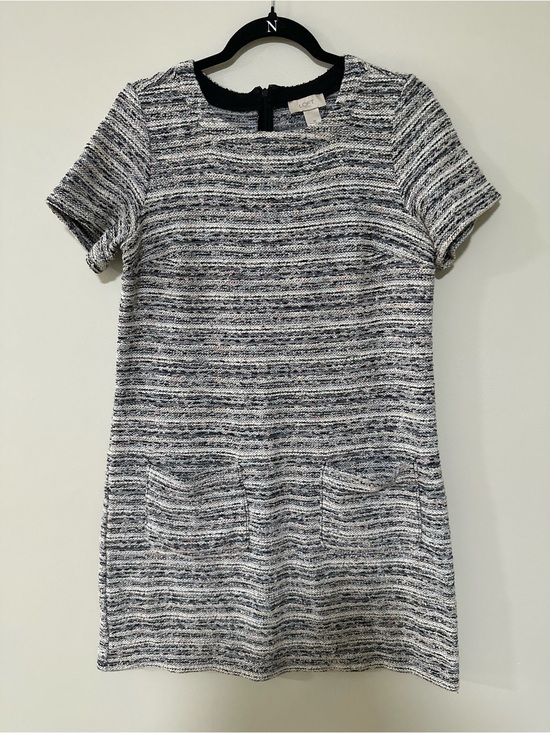LOFT Dresses & Skirts - LOFT Black and White Tweed Short Sleeve Shift Dress